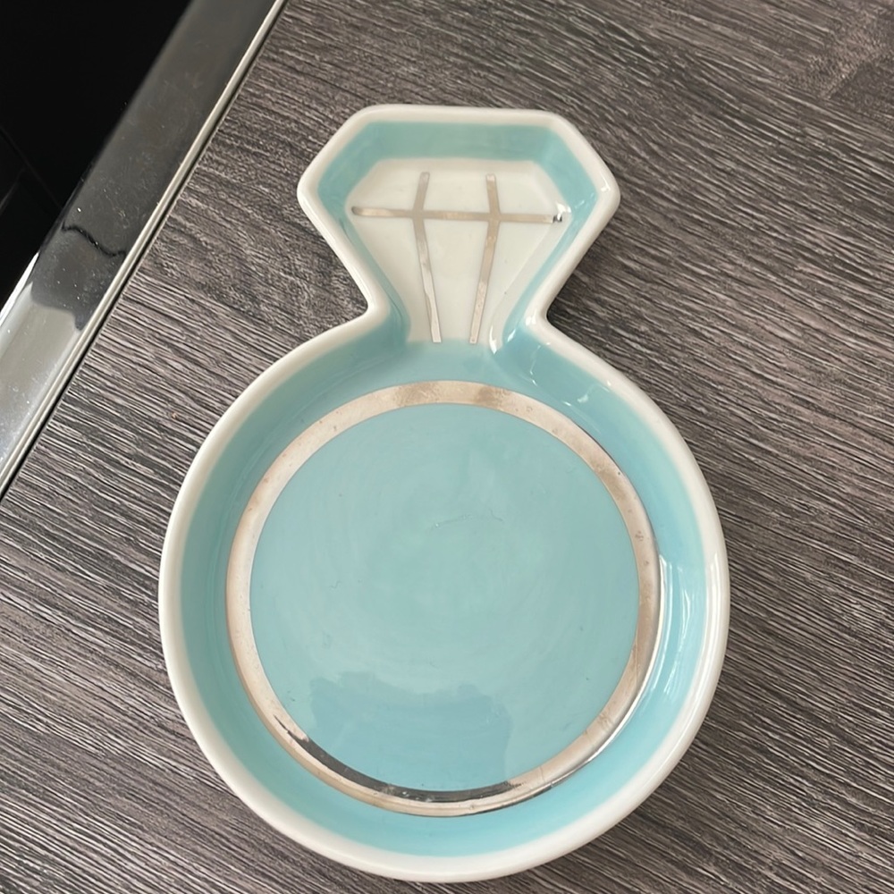 Ring dish